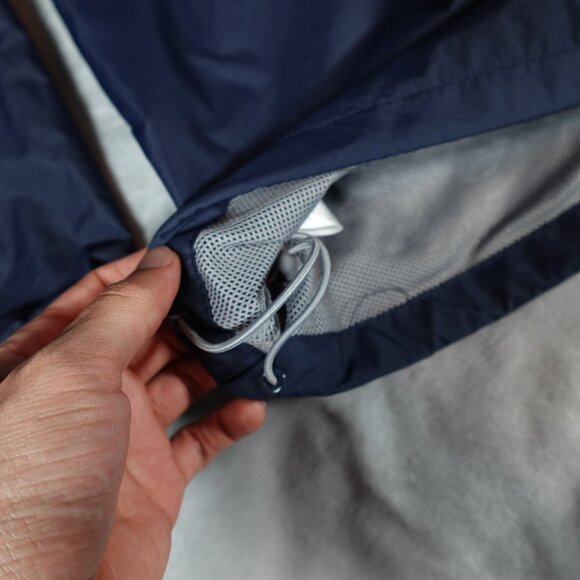 Disney Cast Member Exclusive Jacket Mens M Long Fit Windbreaker Hooded - Picture 7 of 11